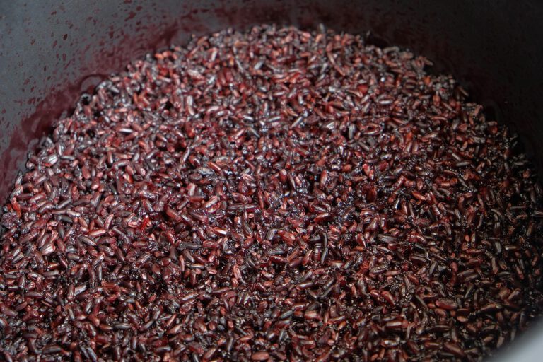 Cara Membuat Bubur Ketan Hitam yang Enak dan Legit Endul